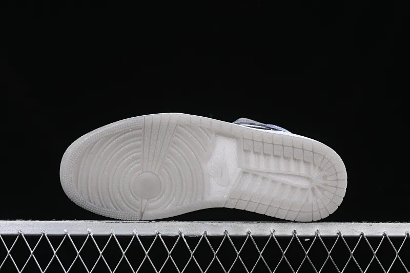 All categories Air Jordan Jordan series basketball shoes Air Jordan 1 Mid Air Jordan 1 Mid AJ1 Joe 1 patent leather white gray Zhongbang basketball shoes HF3216-100